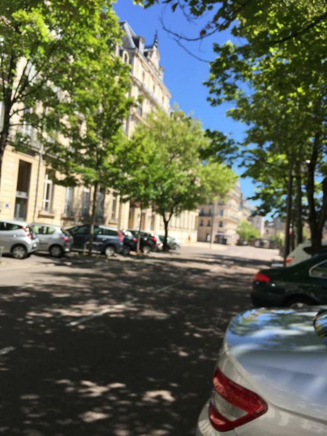 Le Jardin Darcy Liberte Hyper Centre Gare-Ville Parking Public Payant Dans La Rue Dijon Luaran gambar