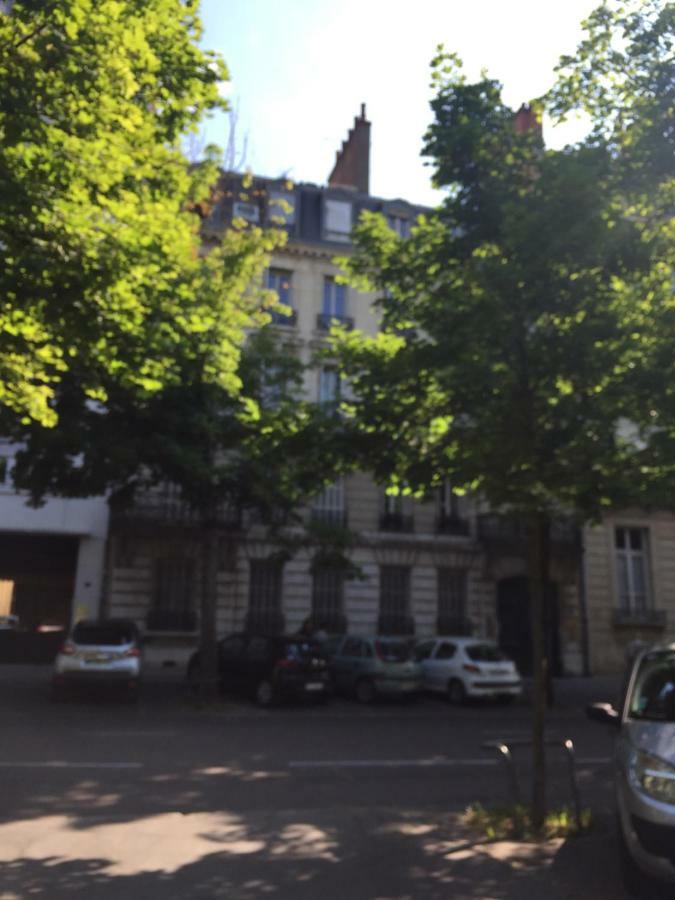Le Jardin Darcy Liberte Hyper Centre Gare-Ville Parking Public Payant Dans La Rue Dijon Luaran gambar
